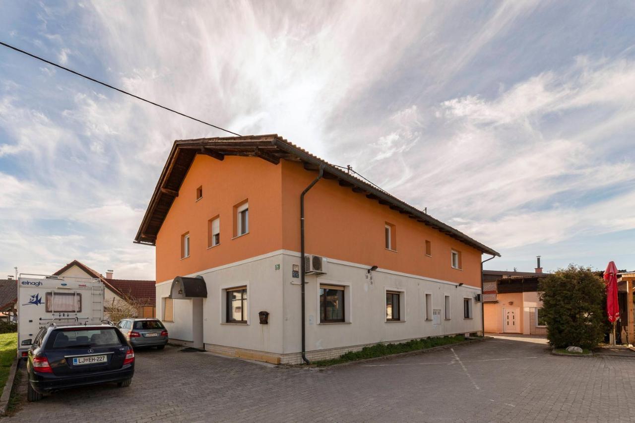 Apartments Keber Ljubljana Kültér fotó